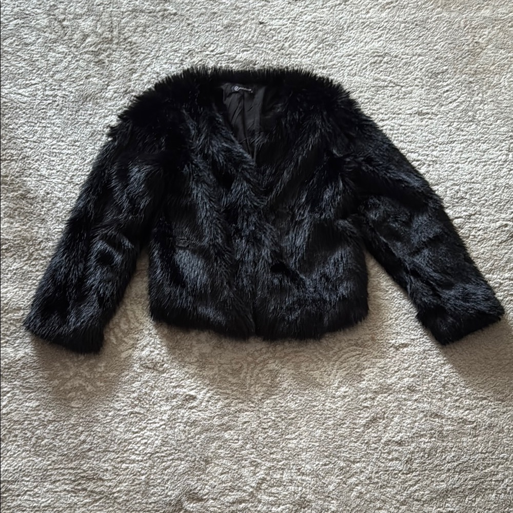 Elegant Black Faux Fur Jacket